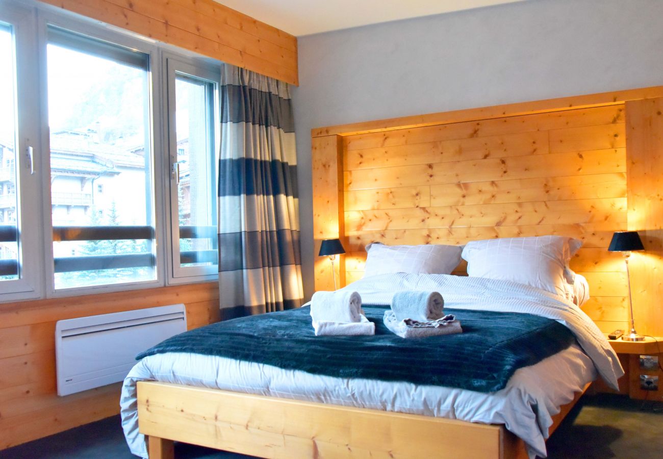 Apartment in Val-d´Isère - L'ALBARON 3CH,WIFI,PARKING, 100 m PISTES