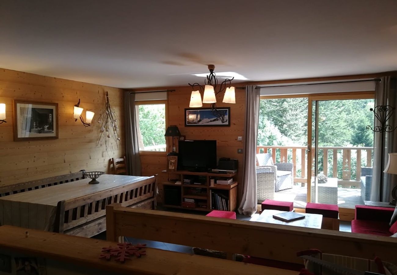 Apartamento en Laveissière - CHALET DUPLEX 3 CH PIED DE PISTE , CENTRE STATION, PARKING , WIFI 