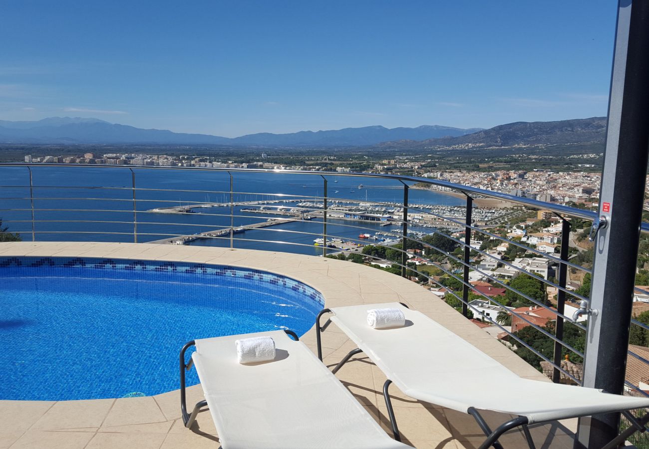 Villa en Rosas / Roses - LA CASUCA Preciosa casa 4 hab. con magnífica vista al mar y piscina privada