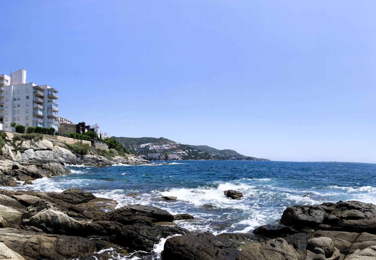 Appartement à Rosas / Roses - MEDA CHICA, MAGNIFIQUE APPART 1CH, SUPERBE  VUE MER , PARKING