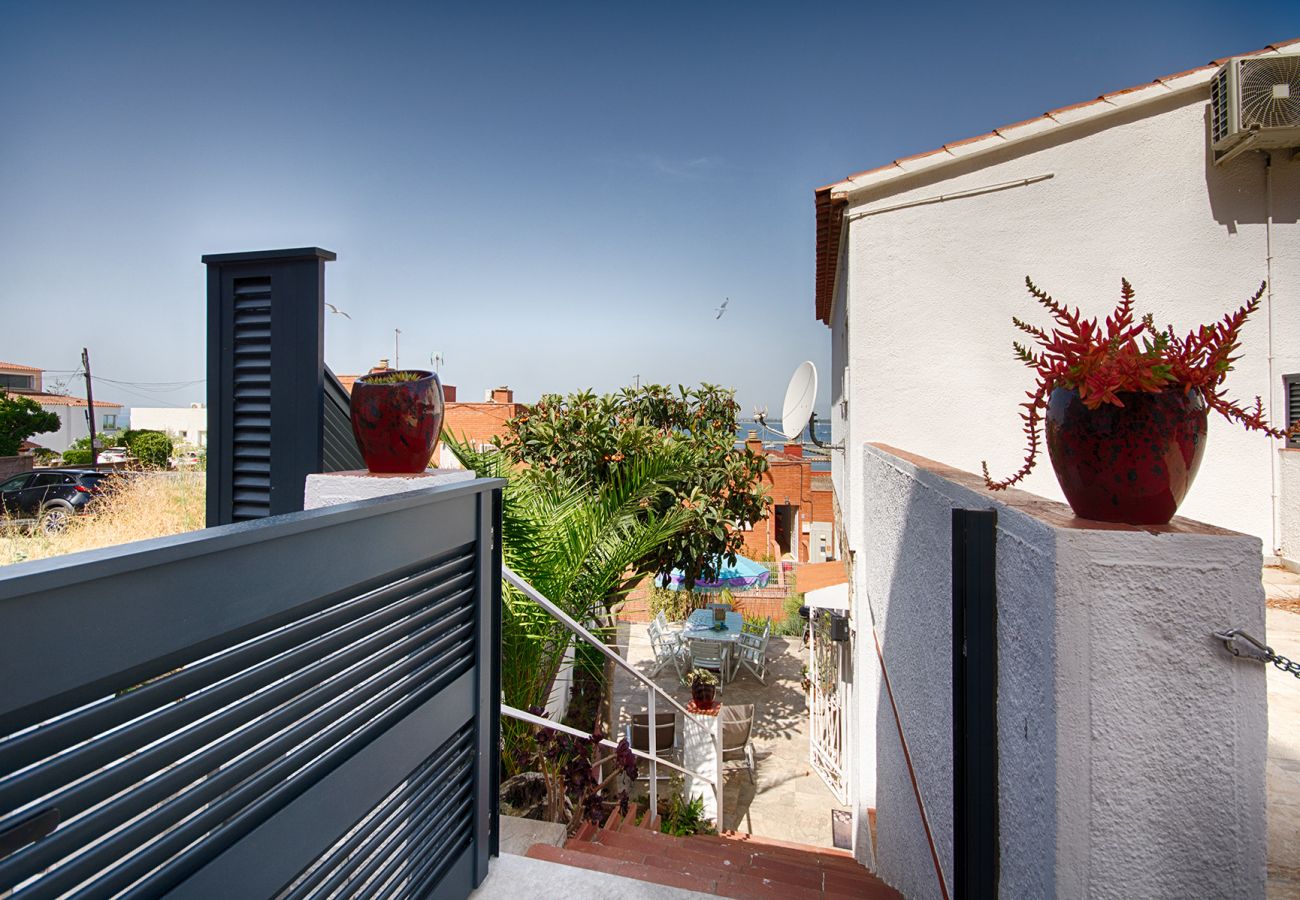 Appartement à Rosas / Roses - MERCE RODOREDA, APPART VUE PORT ROSAS 2CH PARKING  TERRASSE